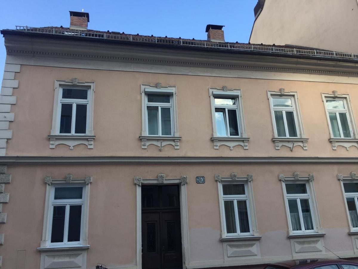 Hafen Dock 5 Apartment Klagenfurt am Woerthersee Exterior foto
